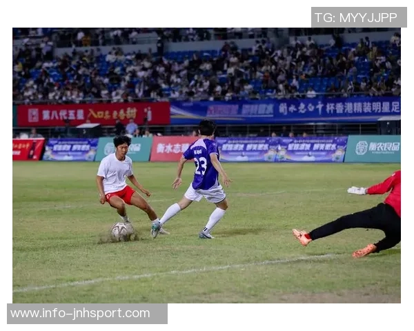 足球的魅力超越赛场它连接着梦想友谊与文化的无形纽带